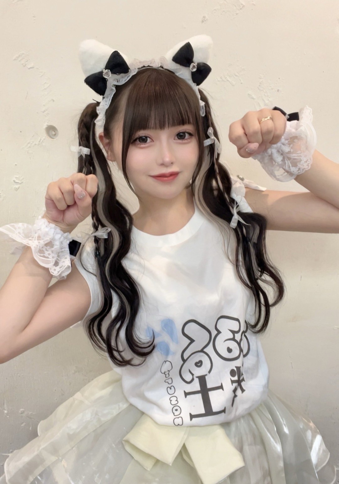 浜美羽(Miu Shirahama)