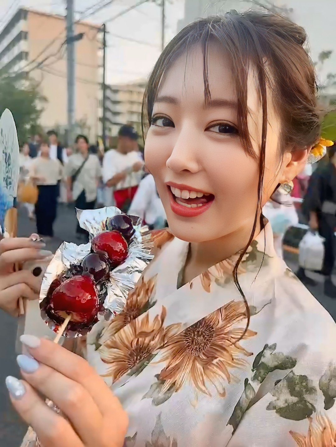 叶月真由 (葉月まゆ,Hazuki Mayu)