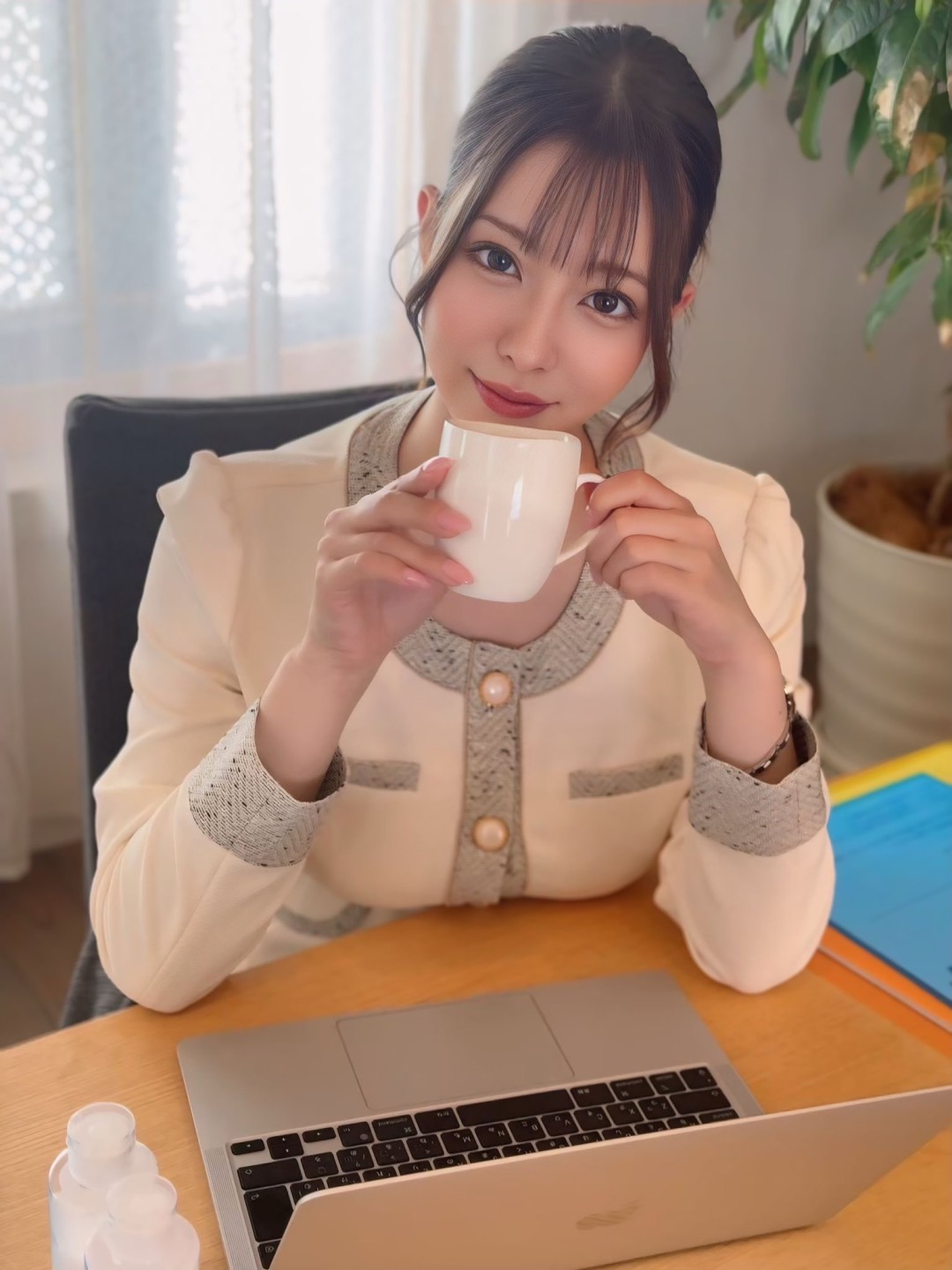 雏野花音 (ひなの花音,Hinano Kanon)