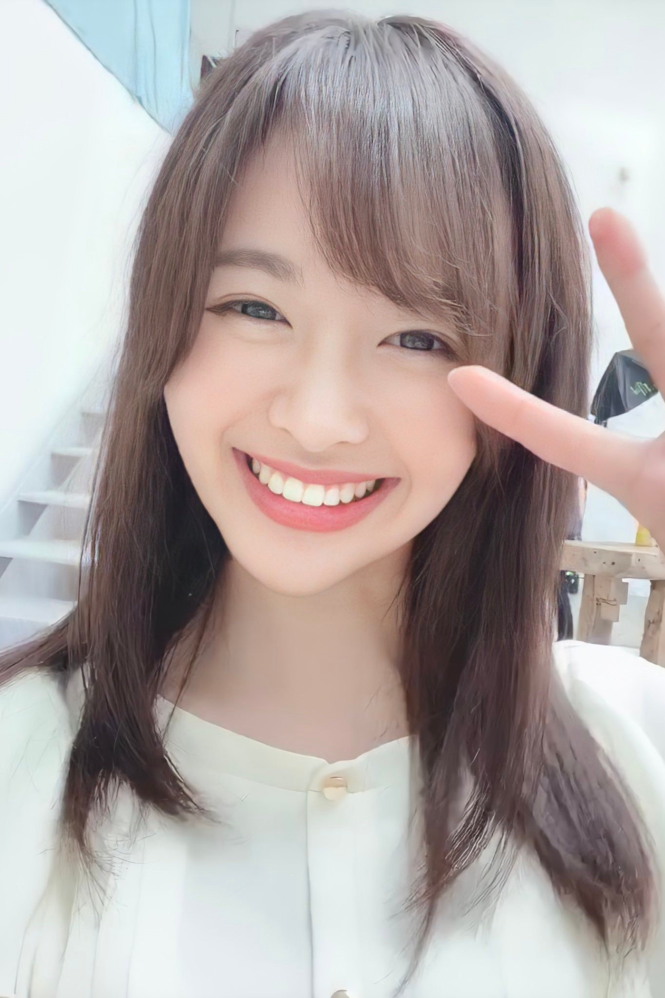 栗山莉绪 (栗山莉緒,Rio Kuriyama)