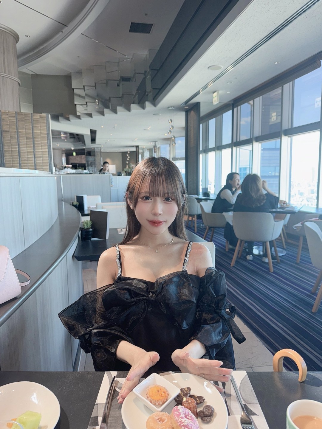 天羽莉莉香 (天羽りりか,Amau Ririka)