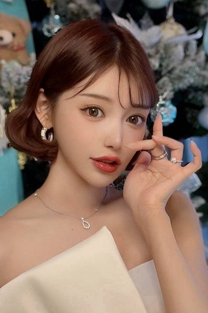 明日花绮罗 (明日花キララ,Kirara Asuka)