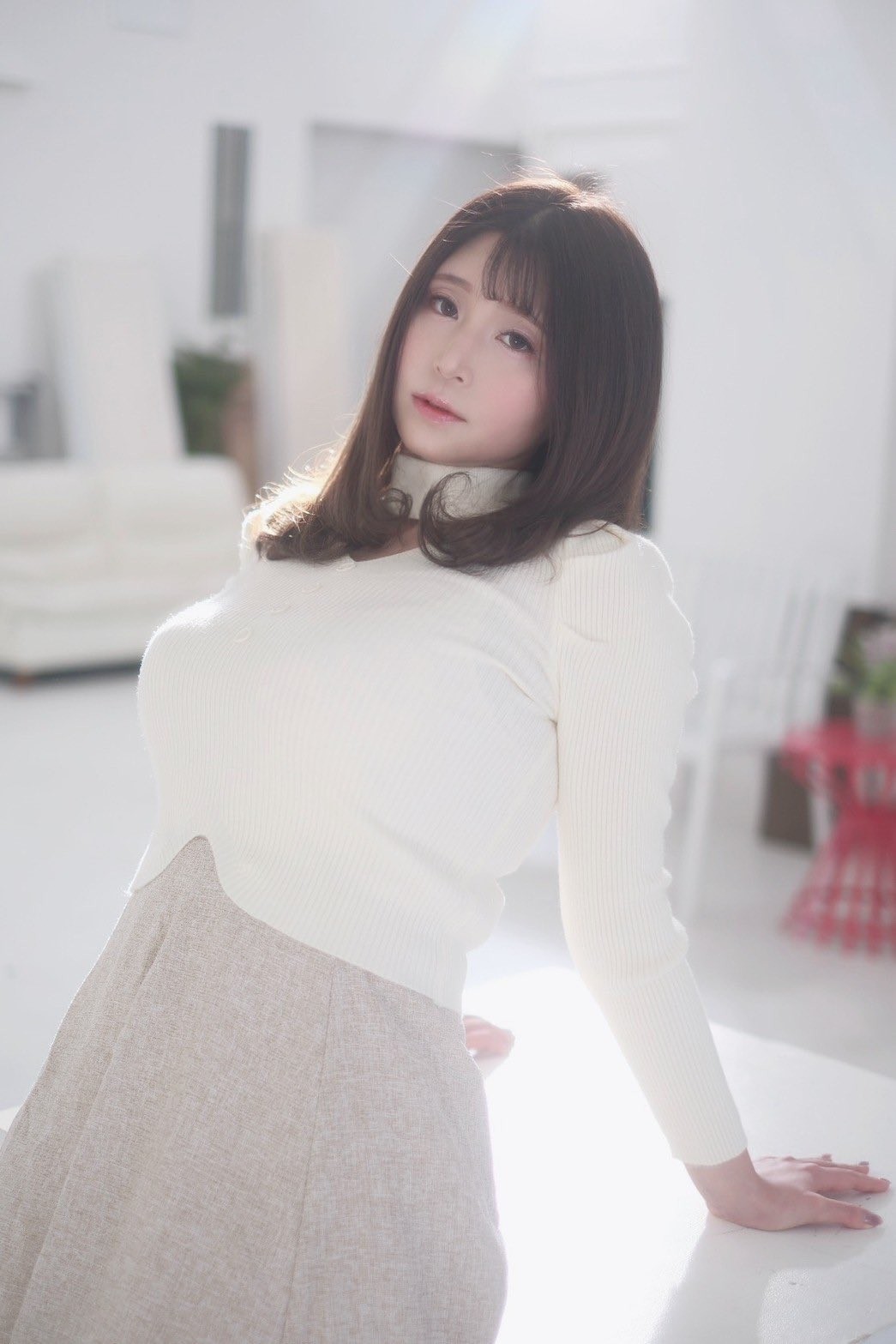 东实果 (東実果,Azuma Mika)