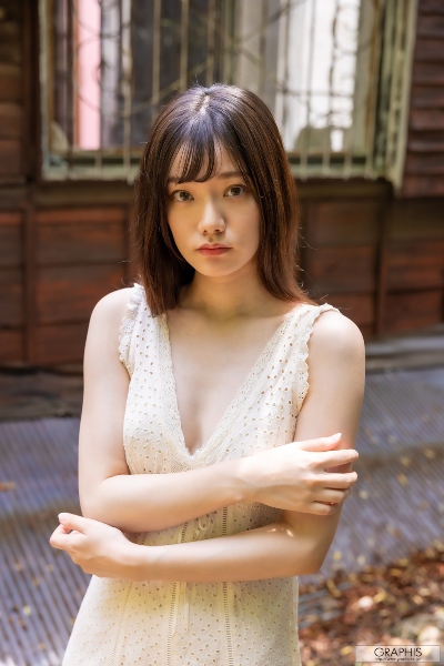 Gals – Rena Miyashita 宮下玲奈 Pleasant Cute