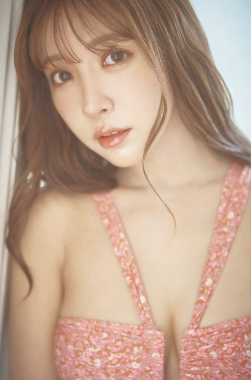 三上悠亜写真集「Your DOLL」（R-18版） 週プレ