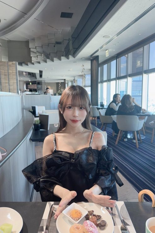 天羽莉莉香 (天羽りりか,Amau Ririka)