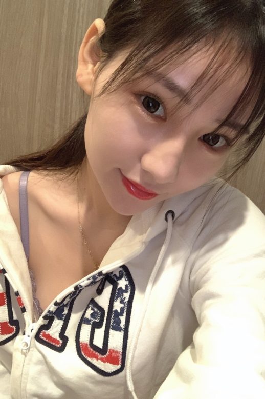 山手梨愛